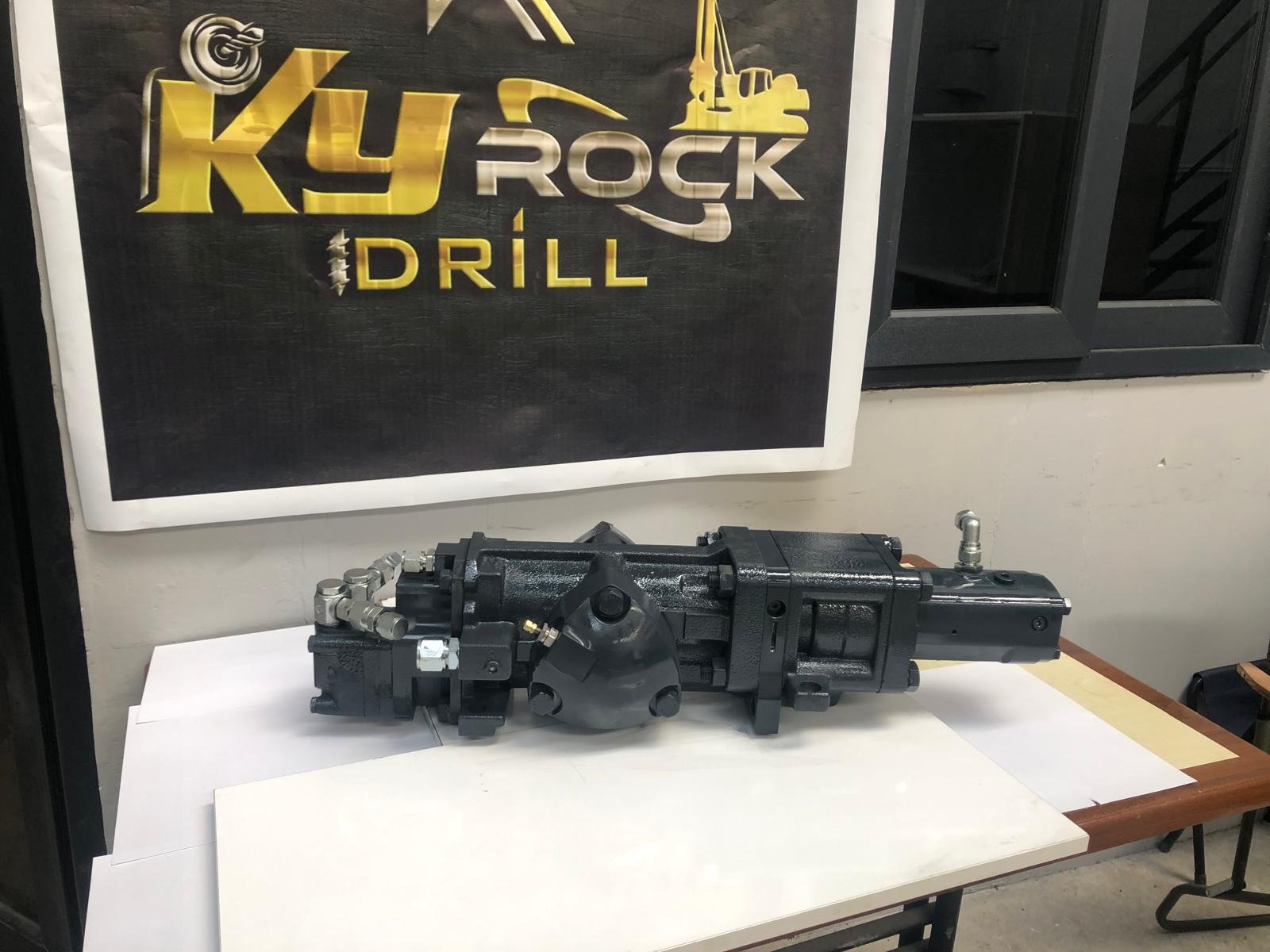 kyrock-drill-hidrolik-delici-tabanca-uretim-tesisi